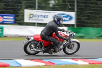 Vintage-motorcycle-club;eventdigitalimages;mallory-park;mallory-park-trackday-photographs;no-limits-trackdays;peter-wileman-photography;trackday-digital-images;trackday-photos;vmcc-festival-1000-bikes-photographs